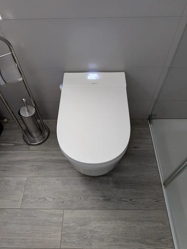 SlimmeWC Hangtoilet Topversie (compleet douchetoilet) – In de badkamer (5)