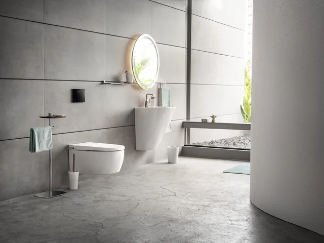VitrA V-Care Essential 1.1 (compleet douchetoilet) – In de badkamer (1)